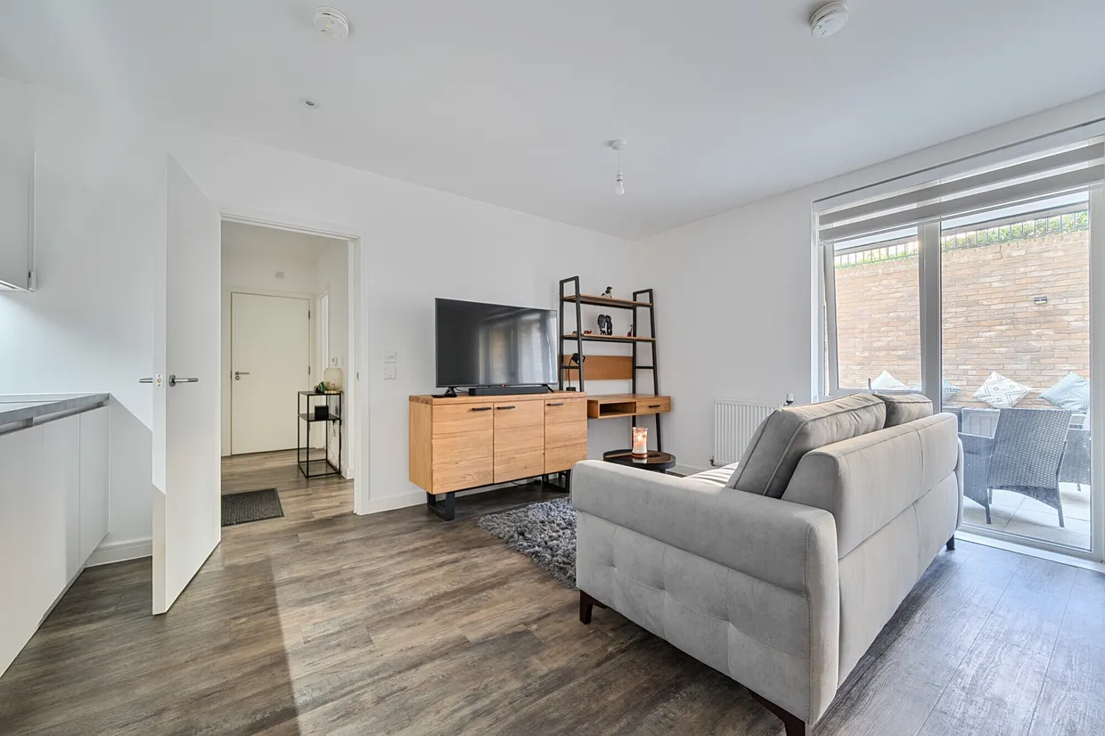 15 Dollis Valley Drive, Barnet, EN5 photo 10