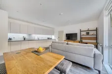 15 Dollis Valley Drive, Barnet, EN5 photo 13