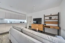 15 Dollis Valley Drive, Barnet, EN5 photo 14