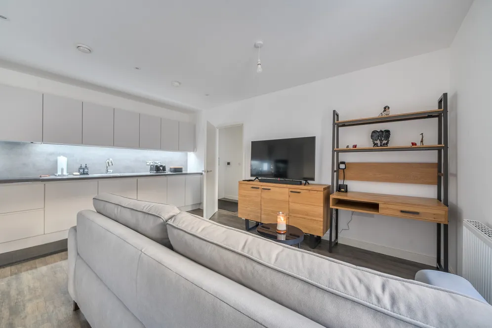 15 Dollis Valley Drive, Barnet, EN5 photo 14