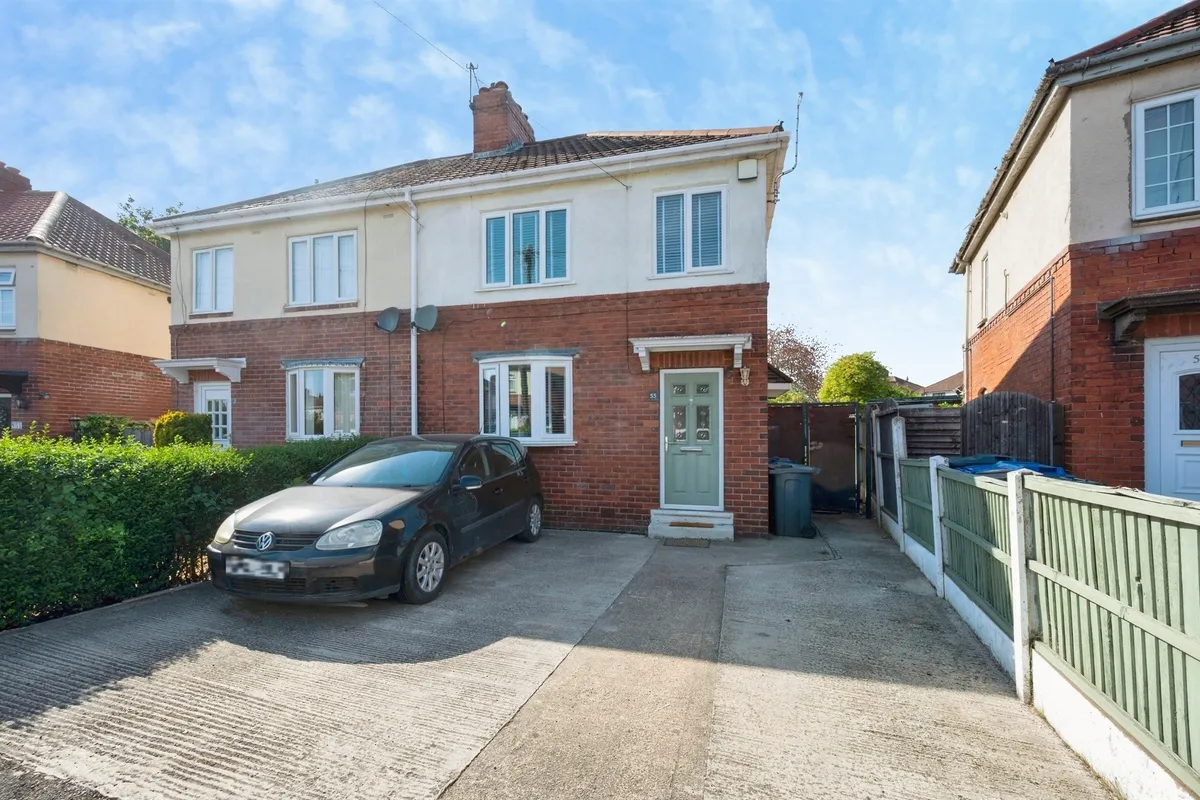 Low Grange Road, Thurnscoe, Rotherham