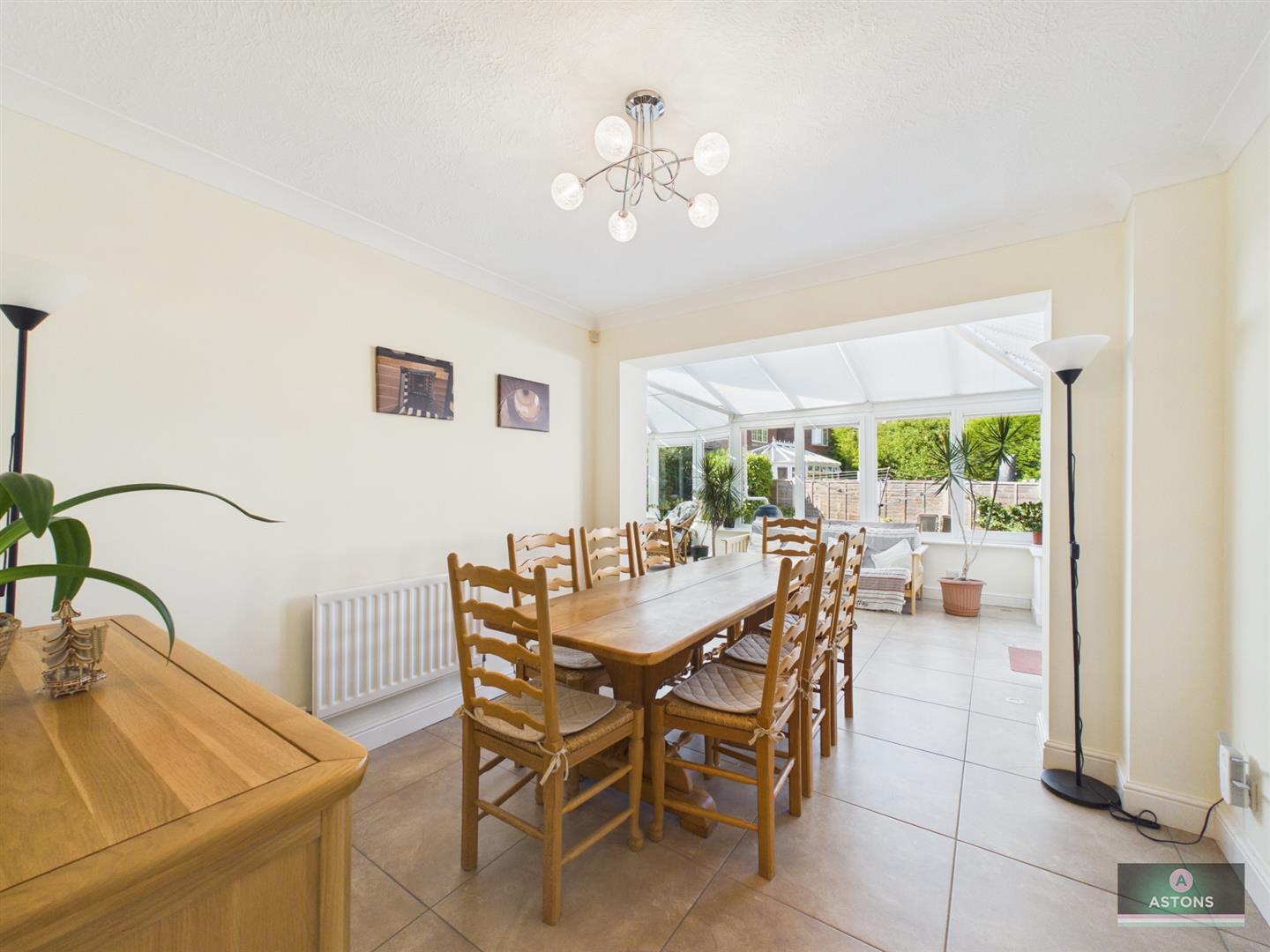 Moorland Road, Maidenbower Image 7