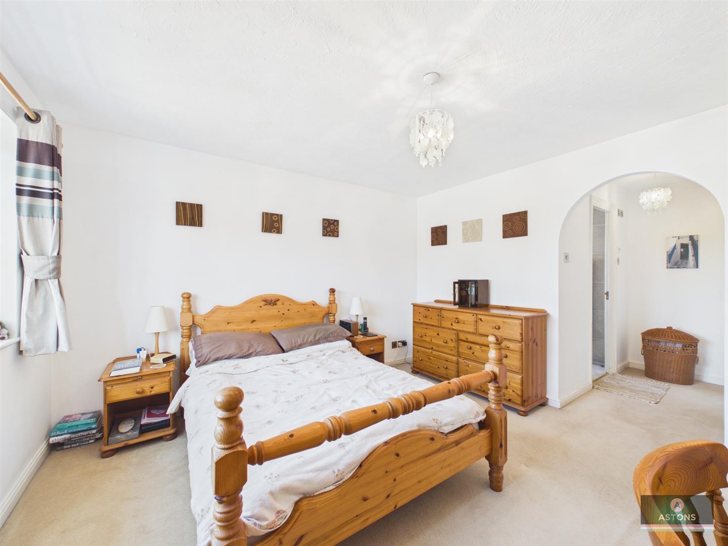 Moorland Road, Maidenbower Image 17