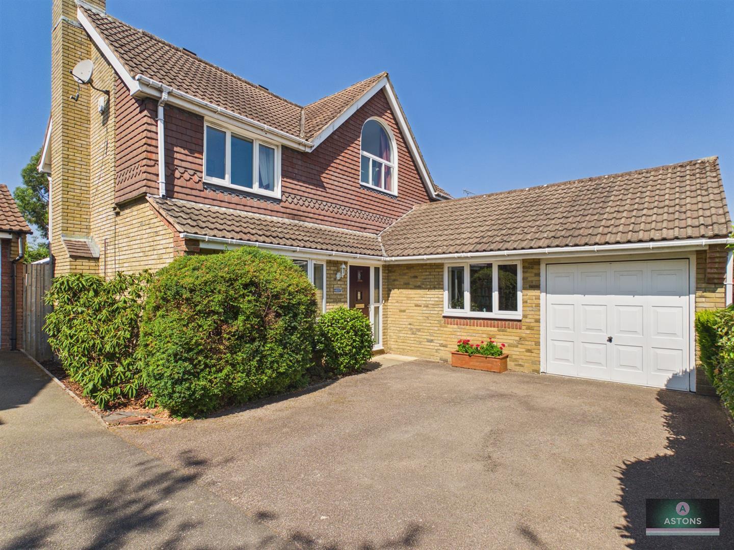 Moorland Road, Maidenbower Image 33