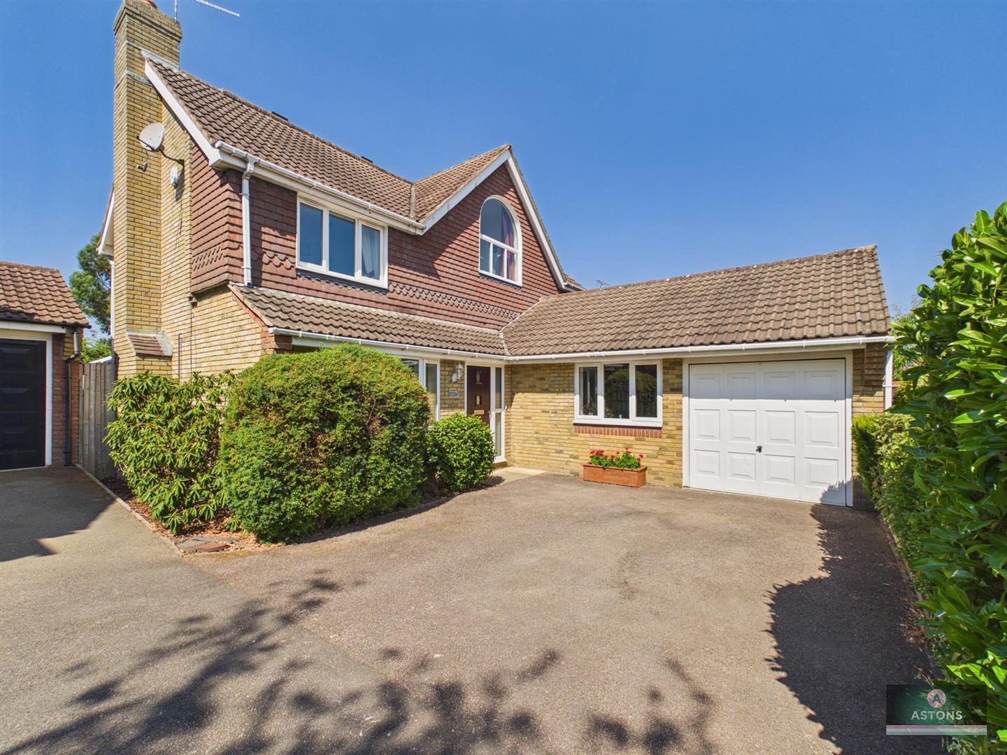 Moorland Road, Maidenbower Image 34