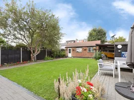 Stratton Drive, Barking thumb 3