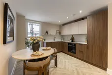 Page House, East Street, Epsom, KT17 photo 2