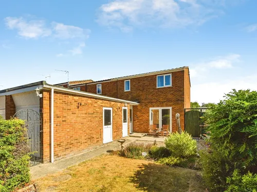 Plantation Road, Chippenhamphoto