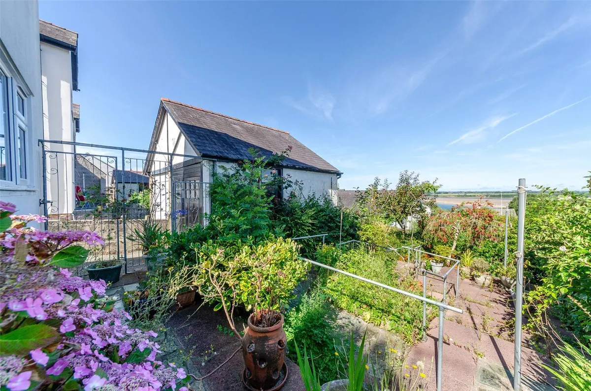 St. Davids Road, Caernarfon, Gwynedd, LL55