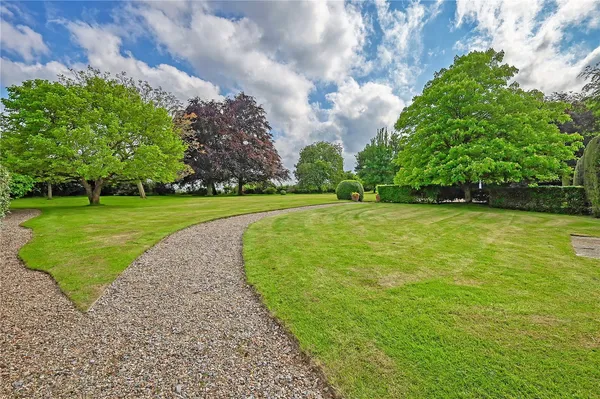 Lamb Lane, Sible Hedingham, CO9 photo 34