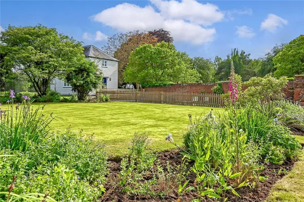Lamb Lane, Sible Hedingham, CO9 photo 42
