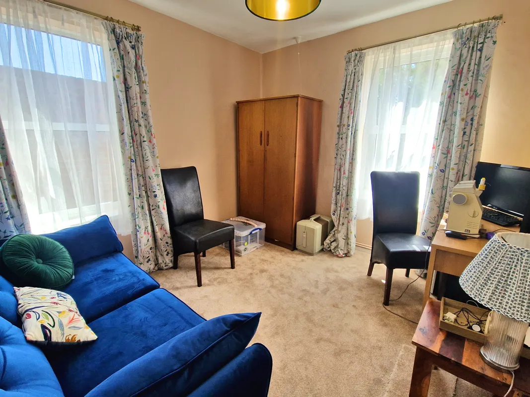 WOODLAND AVENUE, PORTHCAWL, CF36 5HT