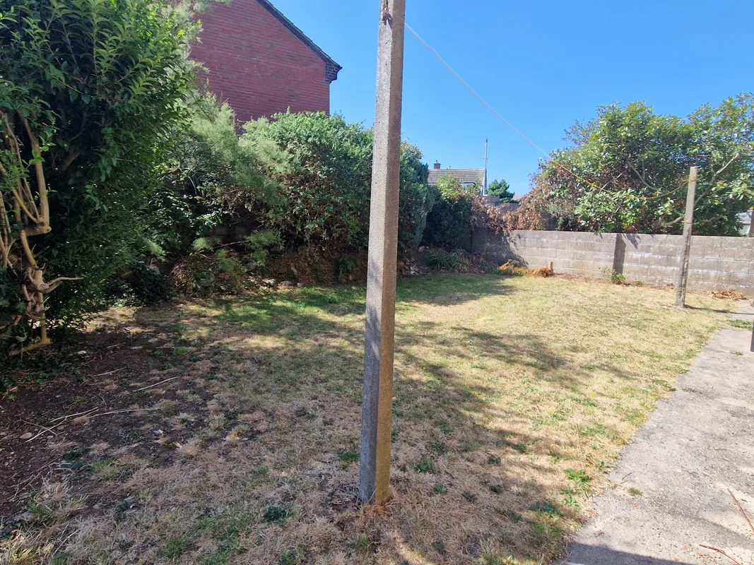WOODLAND AVENUE, PORTHCAWL, CF36 5HT
