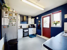 Haskard Road, Dagenham thumb 3
