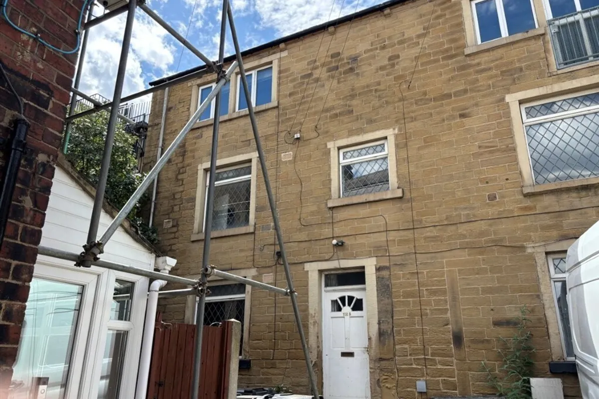 Queen Street, Morley, LEEDS