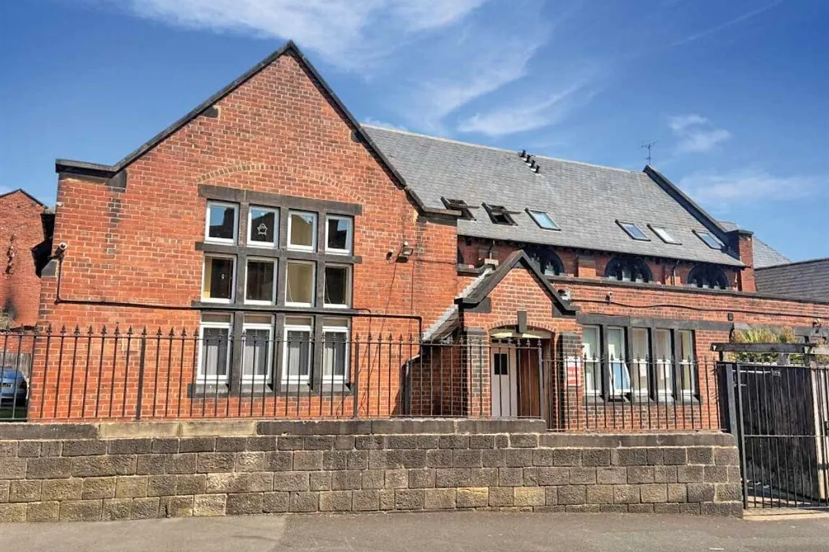 Armley Lodge Road, LEEDS
