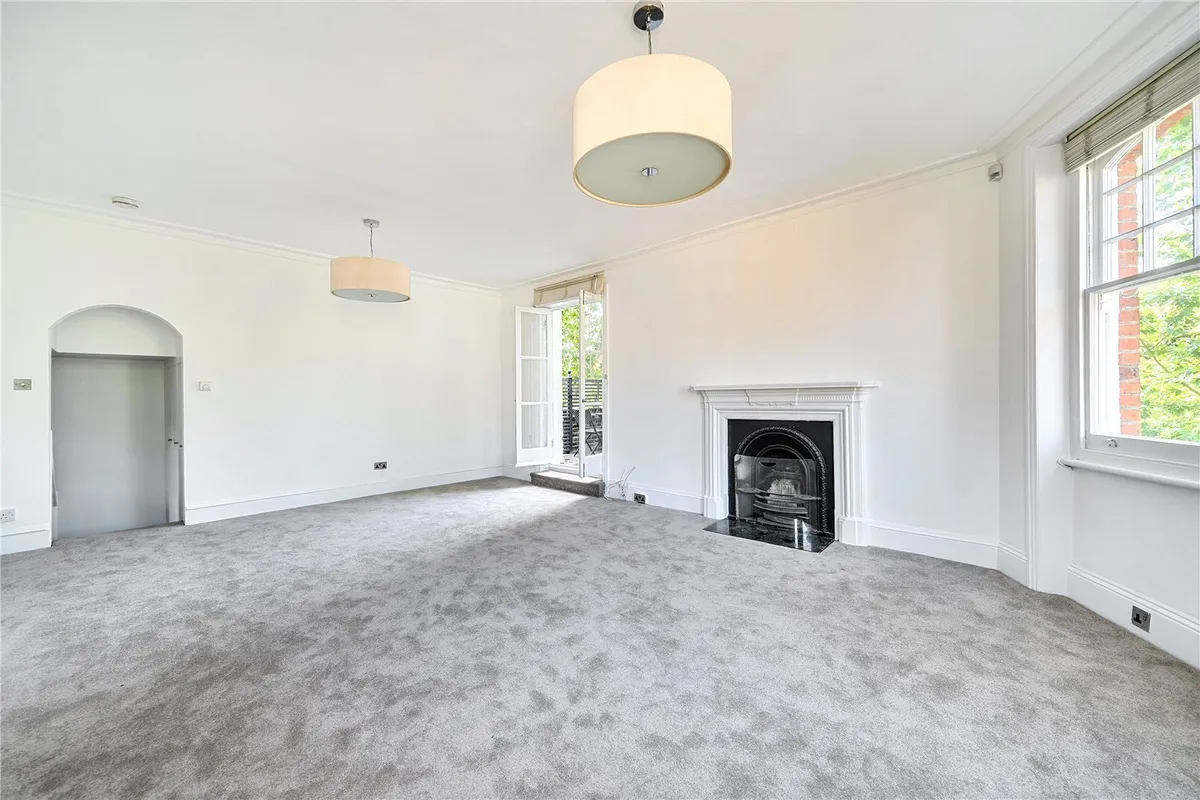 Mornington Avenue, London, W14