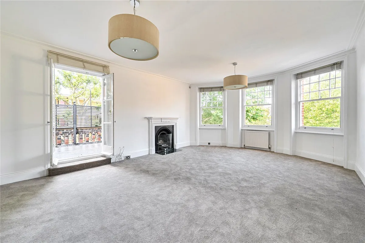Mornington Avenue, London, W14