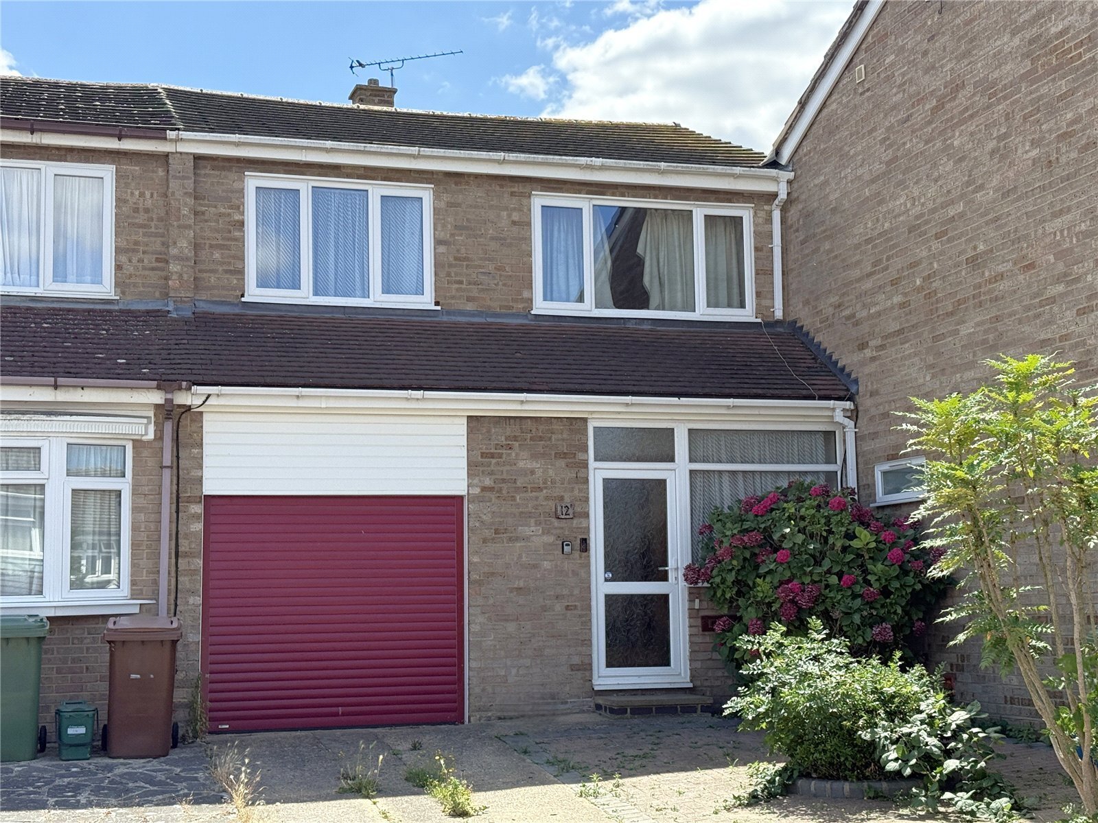 Sandringham Close, Stanford-le-Hope, Essex, SS17 Image 2