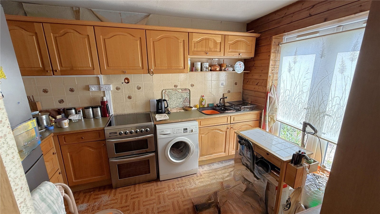 Sandringham Close, Stanford-le-Hope, Essex, SS17 Image 4