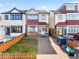 Maycross Avenue, MORDEN photo