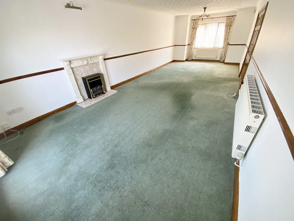 Property carousel item 2