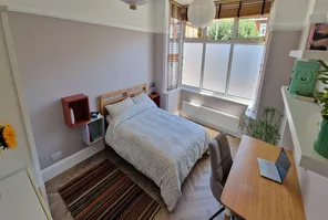 Main property image