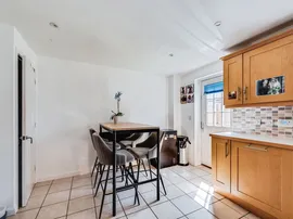 Rigel Close, Swindon thumb 3