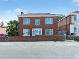 Hood Crescent, Bournemouth photo
