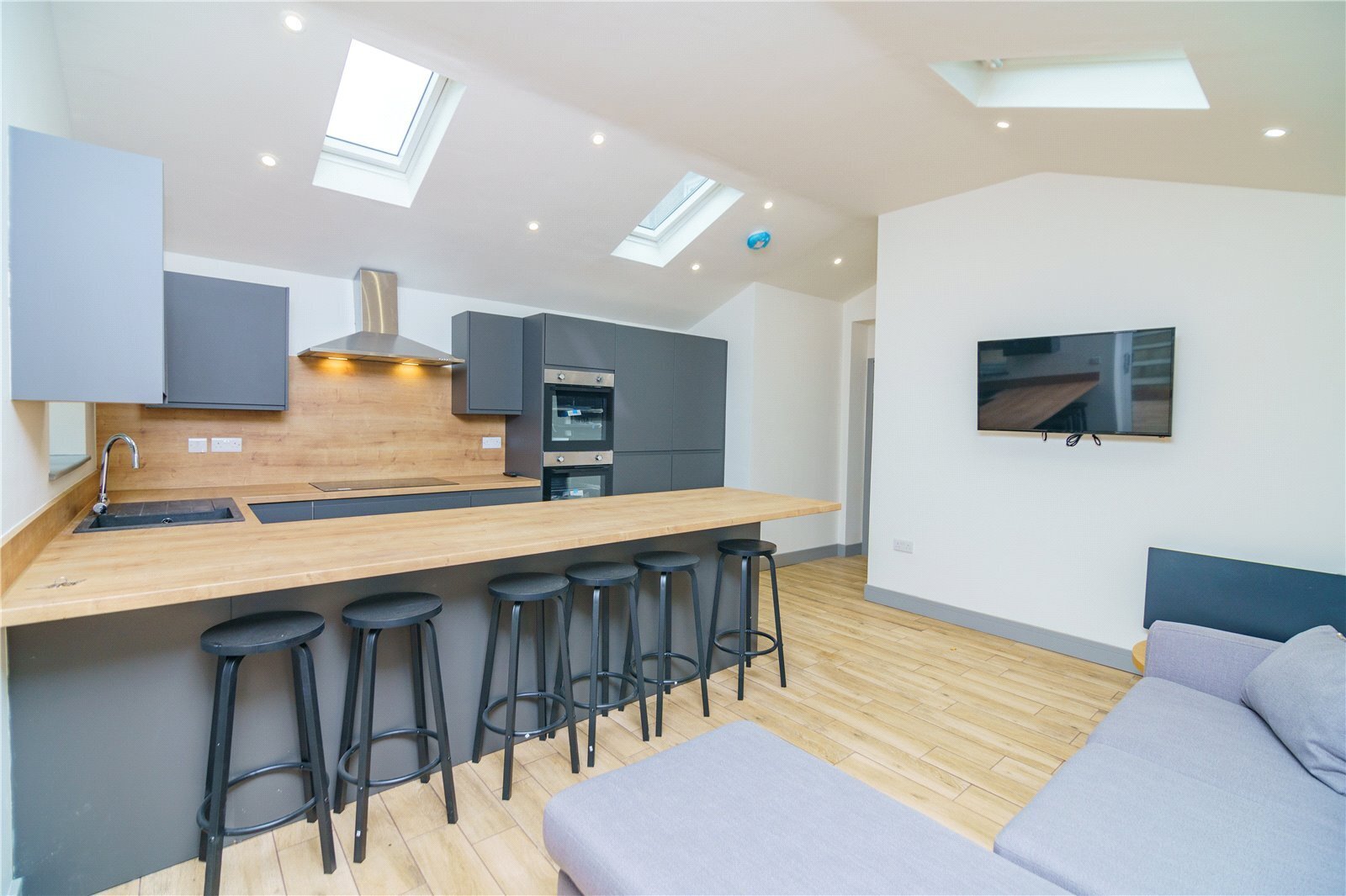 30 Malvern Road, Huddersfield, HD4 Image 5