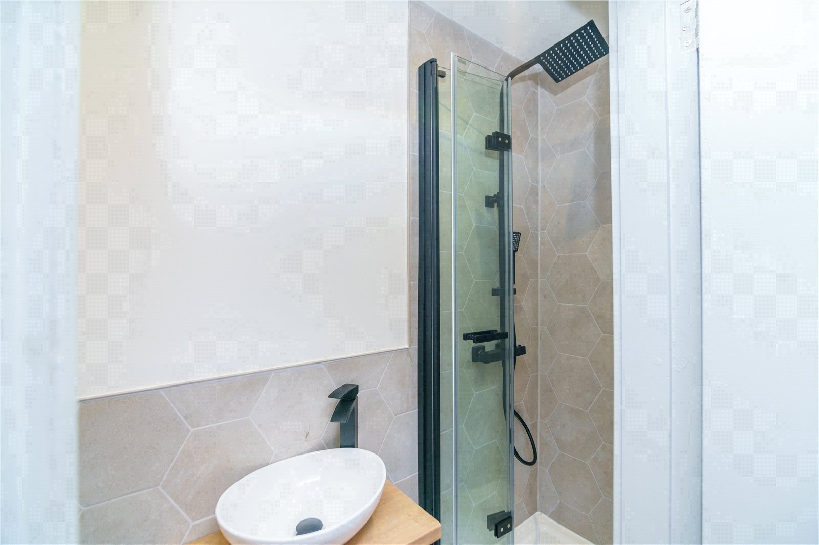 30 Malvern Road, Huddersfield, HD4 Image 11