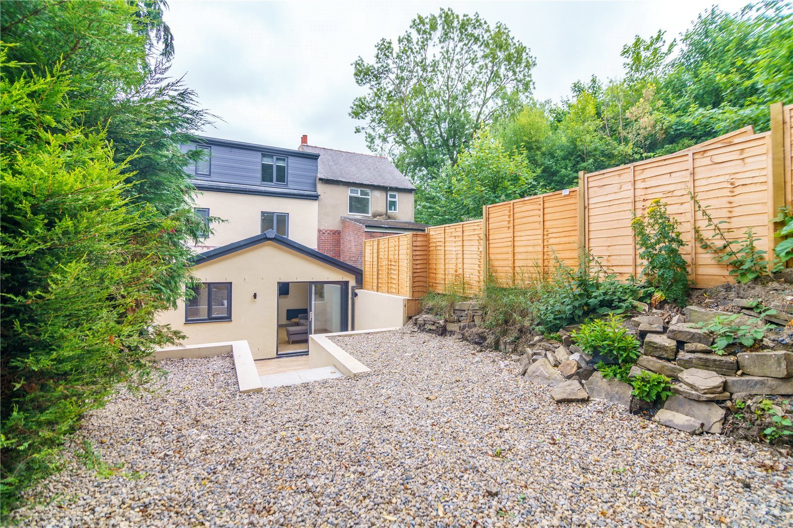 30 Malvern Road, Huddersfield, HD4 Image 13