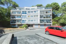 Branksome Wood Road, Bournemouth