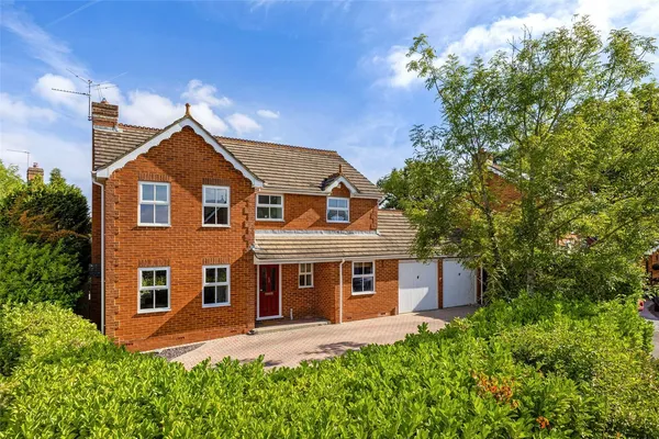 Belvedere Gardens, Chineham, RG24