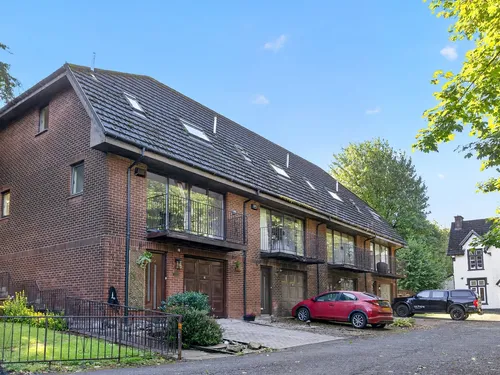 Kirk Mews, Main Street, Bonhill, Alexandriaphoto