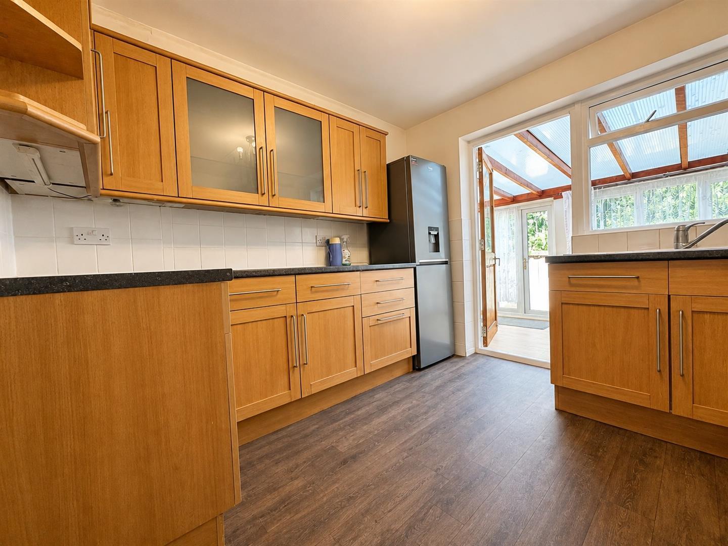 Griffin Close, Slough Image 5