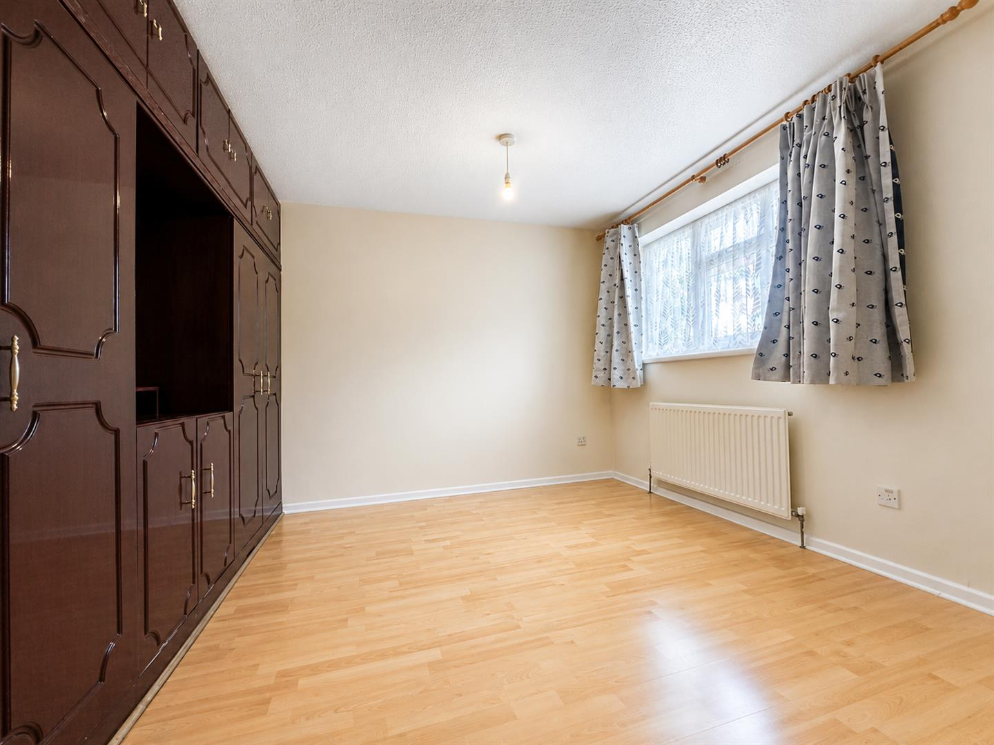 Griffin Close, Slough Image 8