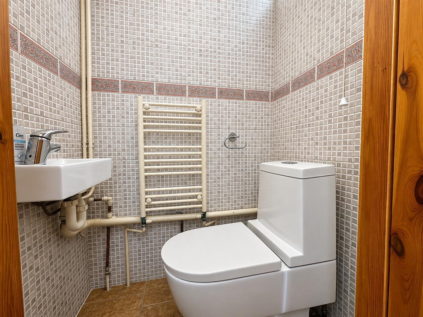 Griffin Close, Slough Image 12