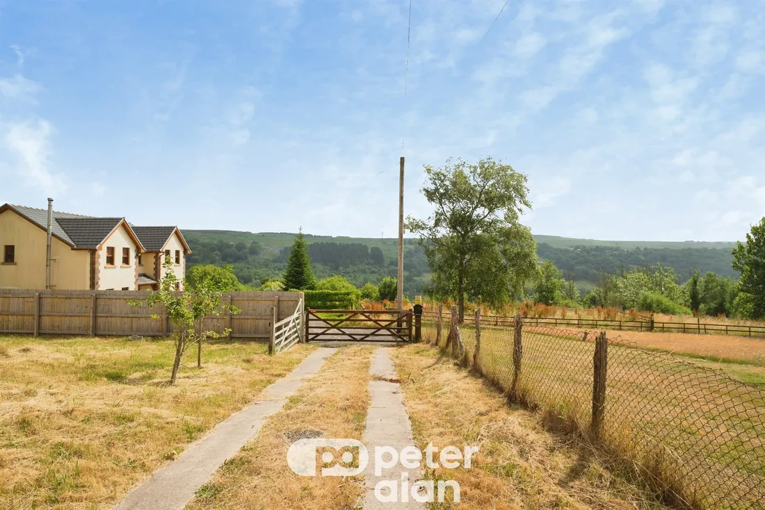 Property photo 28