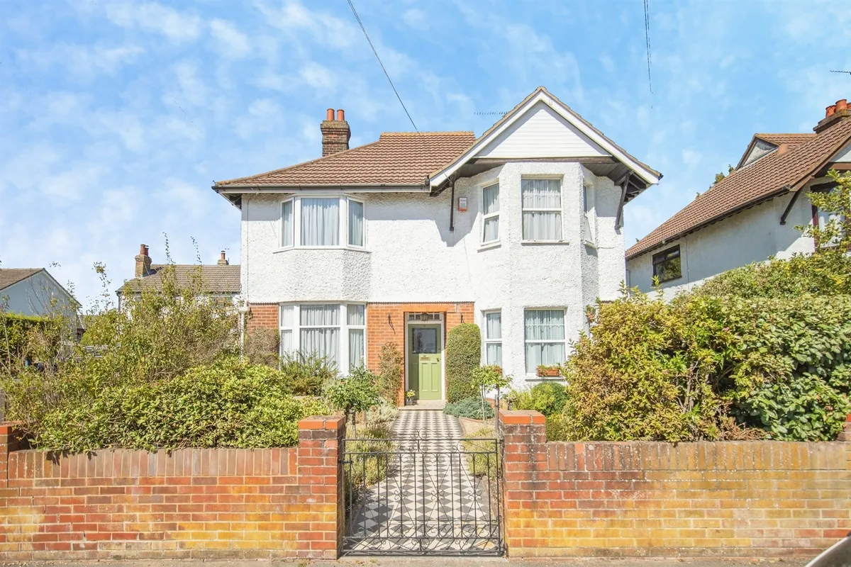Freehold Road, Ipswich