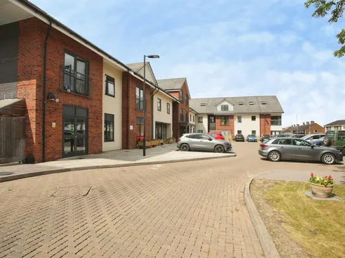 Pettiver Crescent, Rugbyphoto
