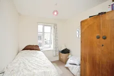 Pettiver Crescent, Rugby