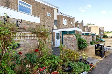Queens Road, Harpenden, AL5