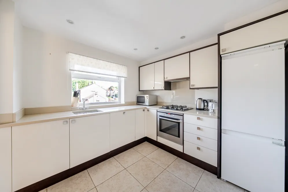 Queens Road, Harpenden, AL5 photo 3