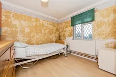 Thurloe Walk, Grays