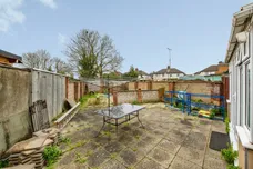 Thurloe Walk, Grays