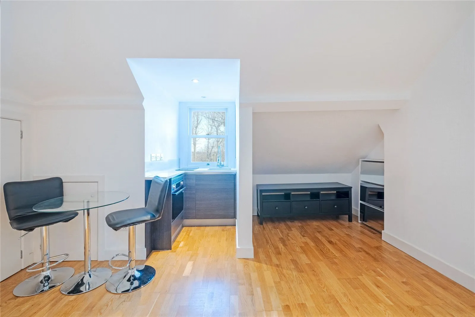 Fitzjohns Avenue, Hampstead, London, NW3