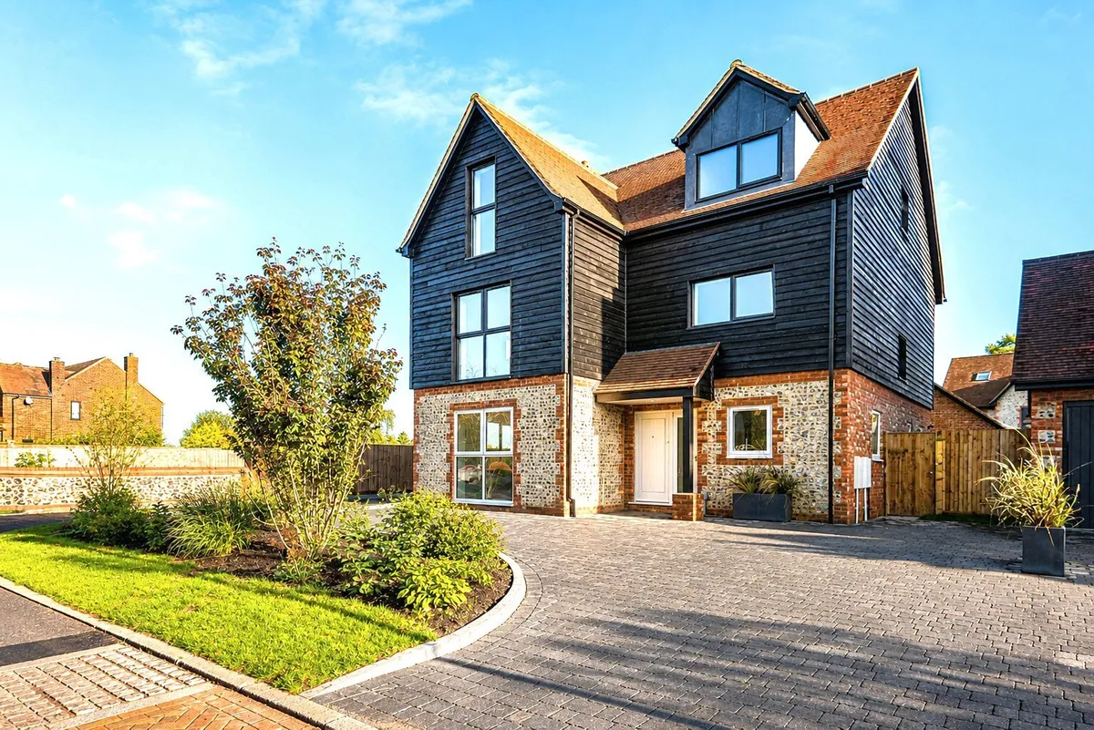 Horse Leys, Rotherfield Greys, Henley-on-Thames, RG9