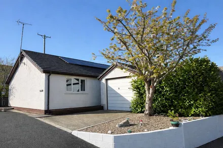Maes Dafydd, Llanarth, SA47