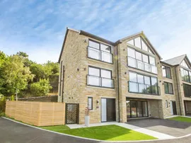 Viewpoint Villas, Southowram, Halifax thumb 3